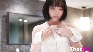 Inkyung mirror bathroom towel nude OnlyFans Leak