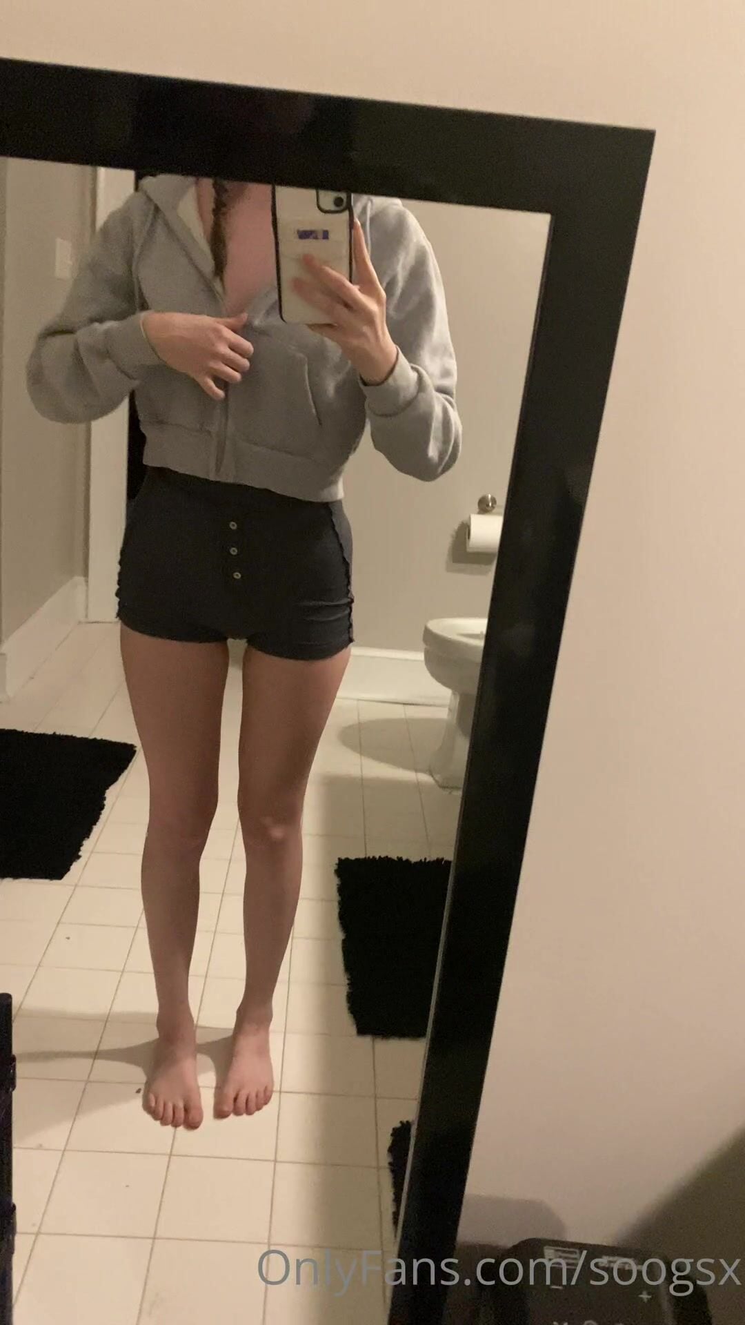 Soogsx mirror bathroom short shorts Leaked Video