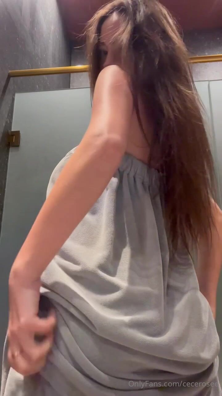 Cecilia Rose towel from below ass bathroom Video Leak