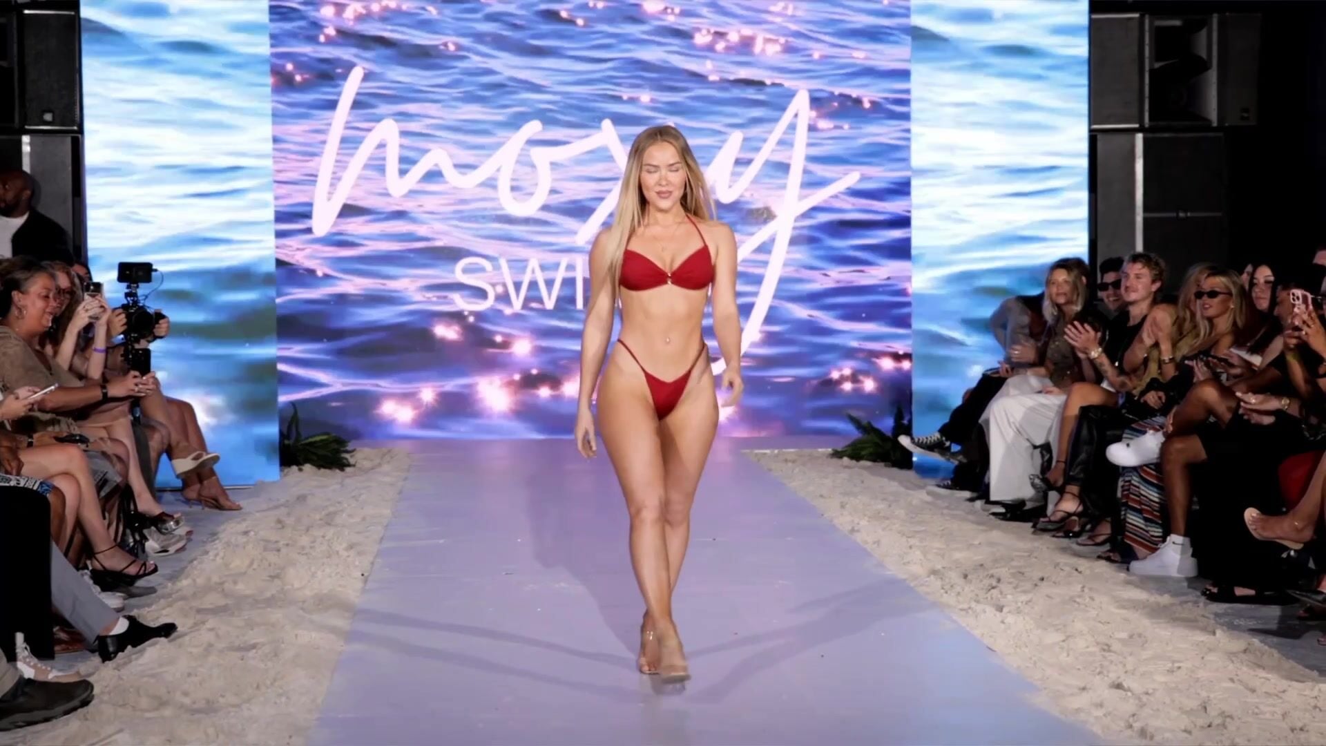 Cultureburns ass bikini Video