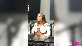 Genieeexumm underboob Video Leak