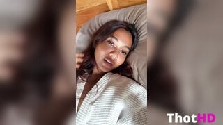 Mia z nipslip NSFW Video
