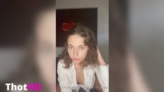 Yololaryy bg sex bottomless on bed masturbating NSFW Video