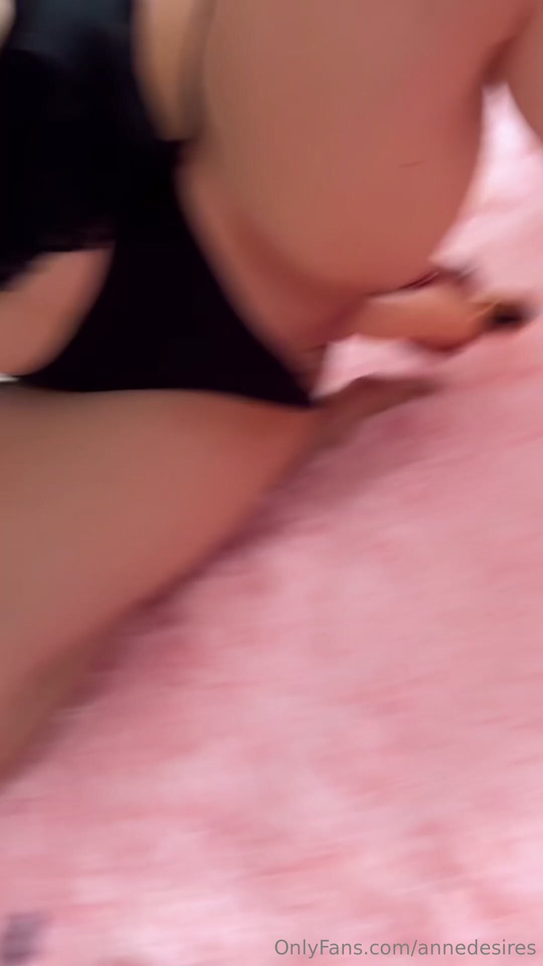 Anne Wuensche Big Tits masturbating topless mirror