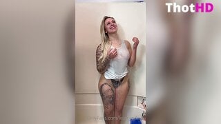 Leah_Mifsud wet shirt see-through bathroom bottomless Leaked OF