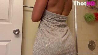 Leah_Mifsud ass towel bathroom nude OnlyFans Leak