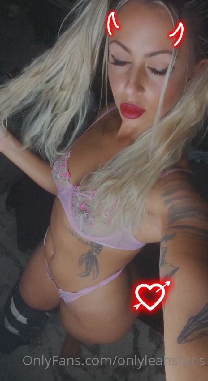 Leah_Mifsud close-up bikini flat chest Video
