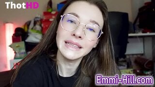 EmmiHill 18+yo+very+skinny+Girl+extrem+squirt+small+tits+xxl+Labia+