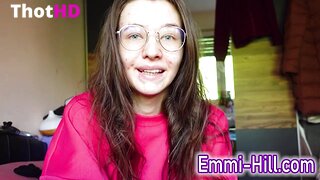 Emmi Hill 4BdpzrS5iAE