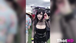 pinkchyu Outdoor Cleavage Clip