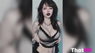 Pinkchyuwu Cleavage Big Tits_001
