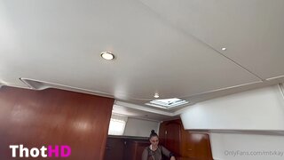 Mtvkay18 Pussy and Pantyhose Leak
