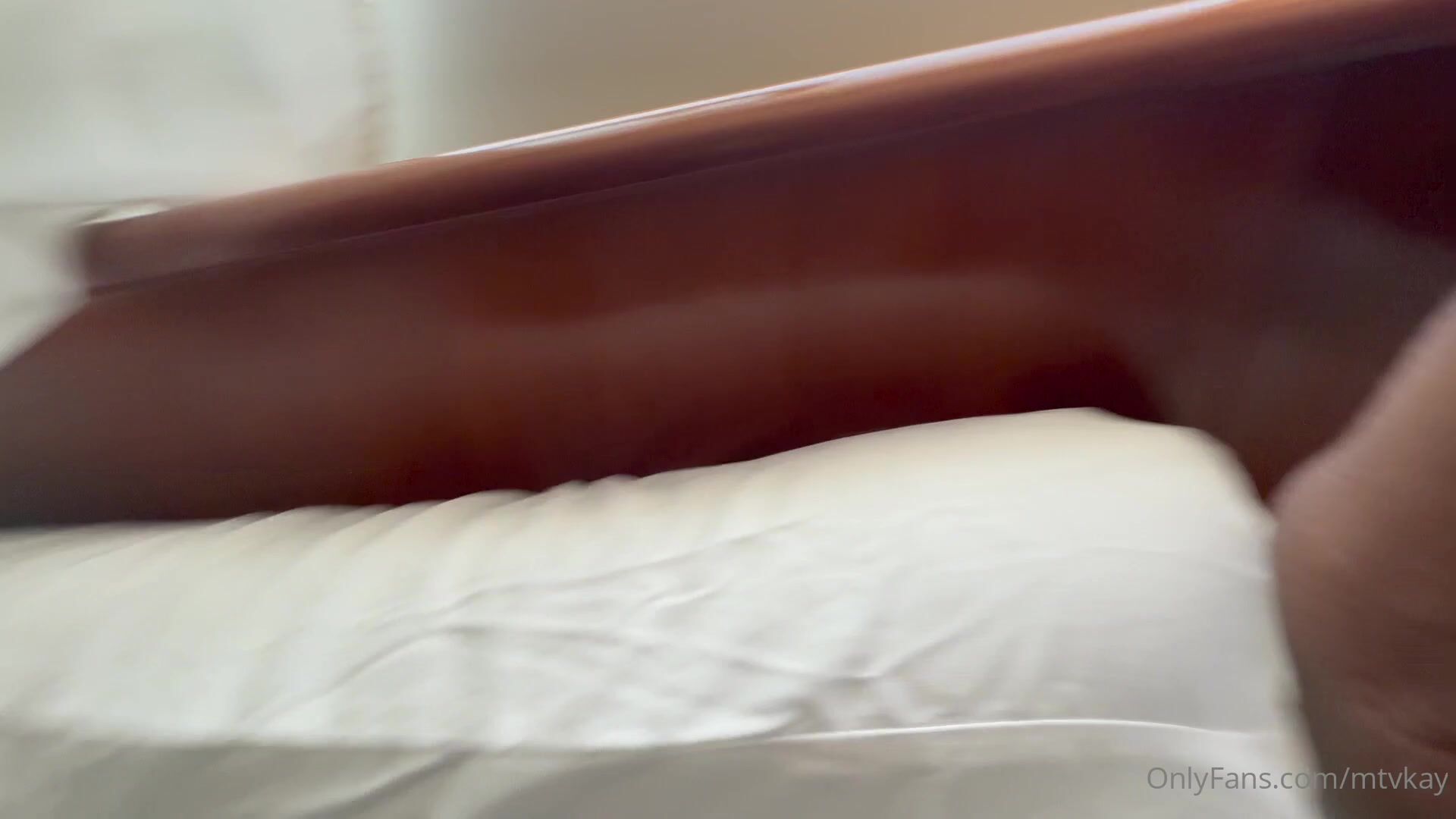 Mtvkay18 Pussy and Pantyhose Leak