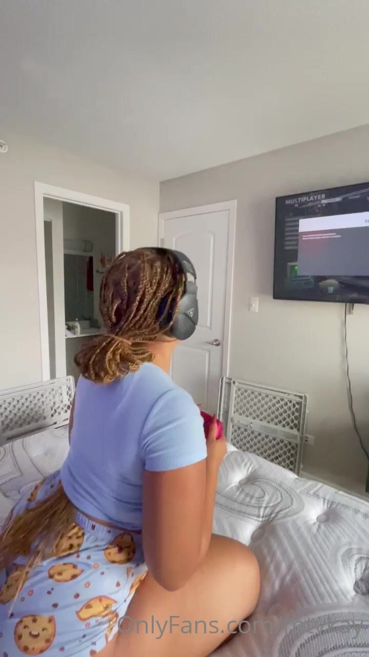 Mtvkay18 From Behind Ass NSFW