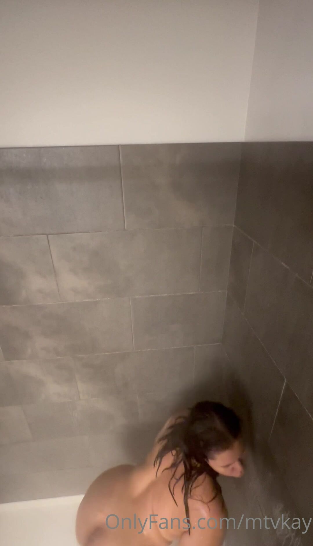 Mtvkay18 Nude in the Bathtub XXX