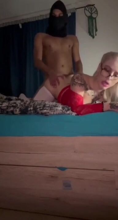 Anja Carina Haslinger BG Sex in Thighhighs Leaked
