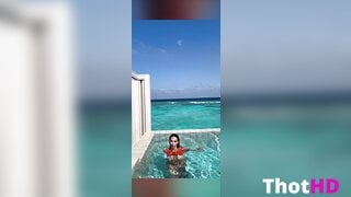 Therealmorenita Pool Video