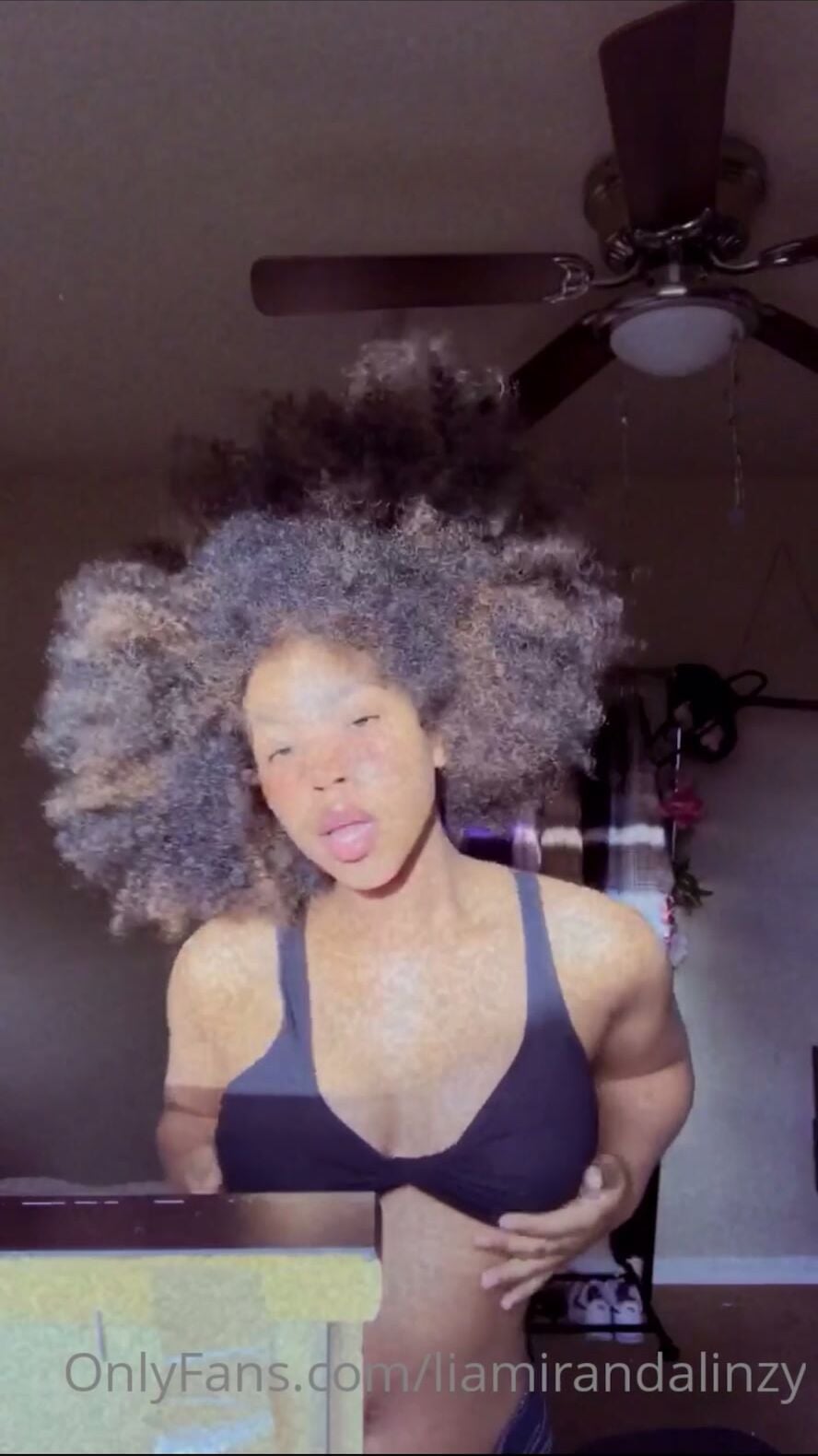 Naturalluvsbeauty Cleavage Leaked