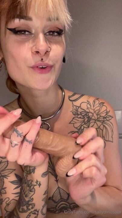 Sallydinosaur Nude Nipple Piercing Video