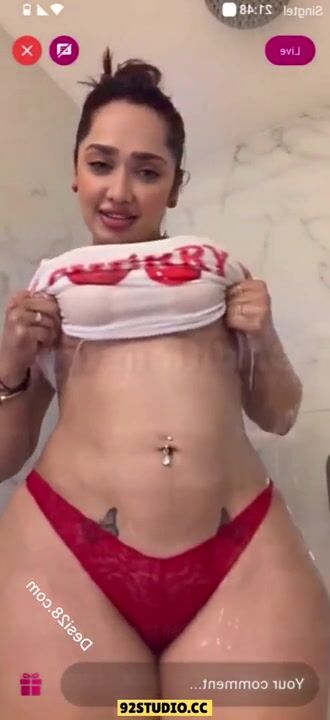 Aditi Mistry Cleavage and Big Tits Clip