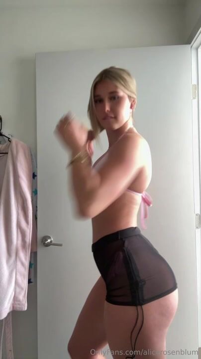 Alice Rosenblum Short Shorts NSFW