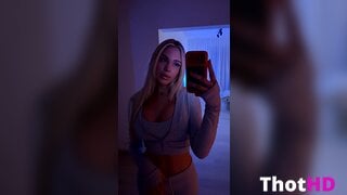 Katharina Amalia Cleavage Leak