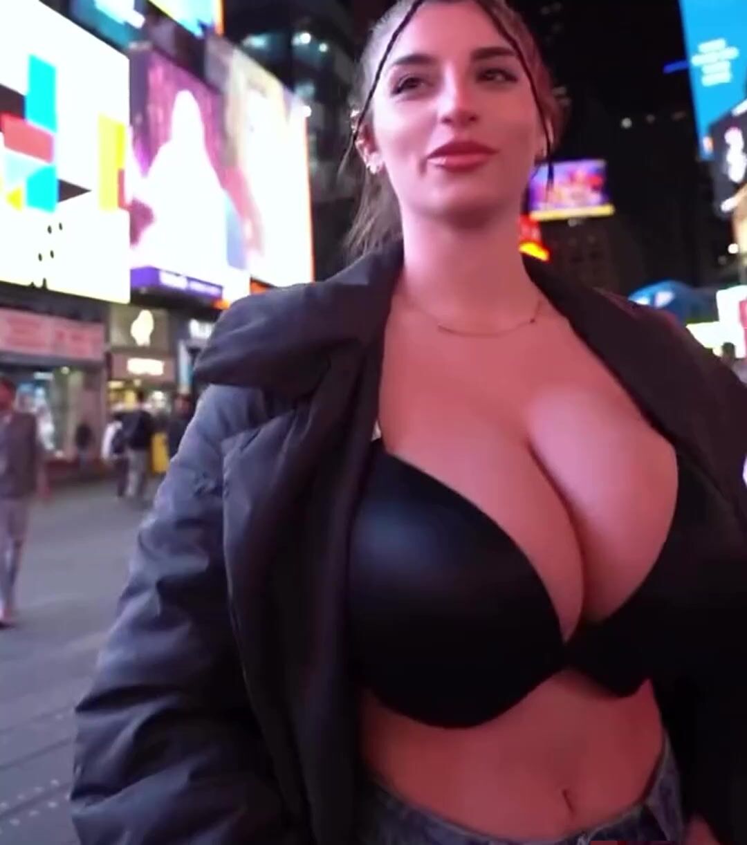 Bufalika Huge Tits Cleavage XXX