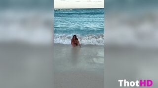 Ika D'Auria Bikini Displaying Big Tits Clip