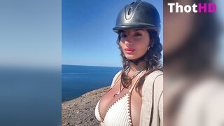 Bufalika Outdoor Cleavage Leaked