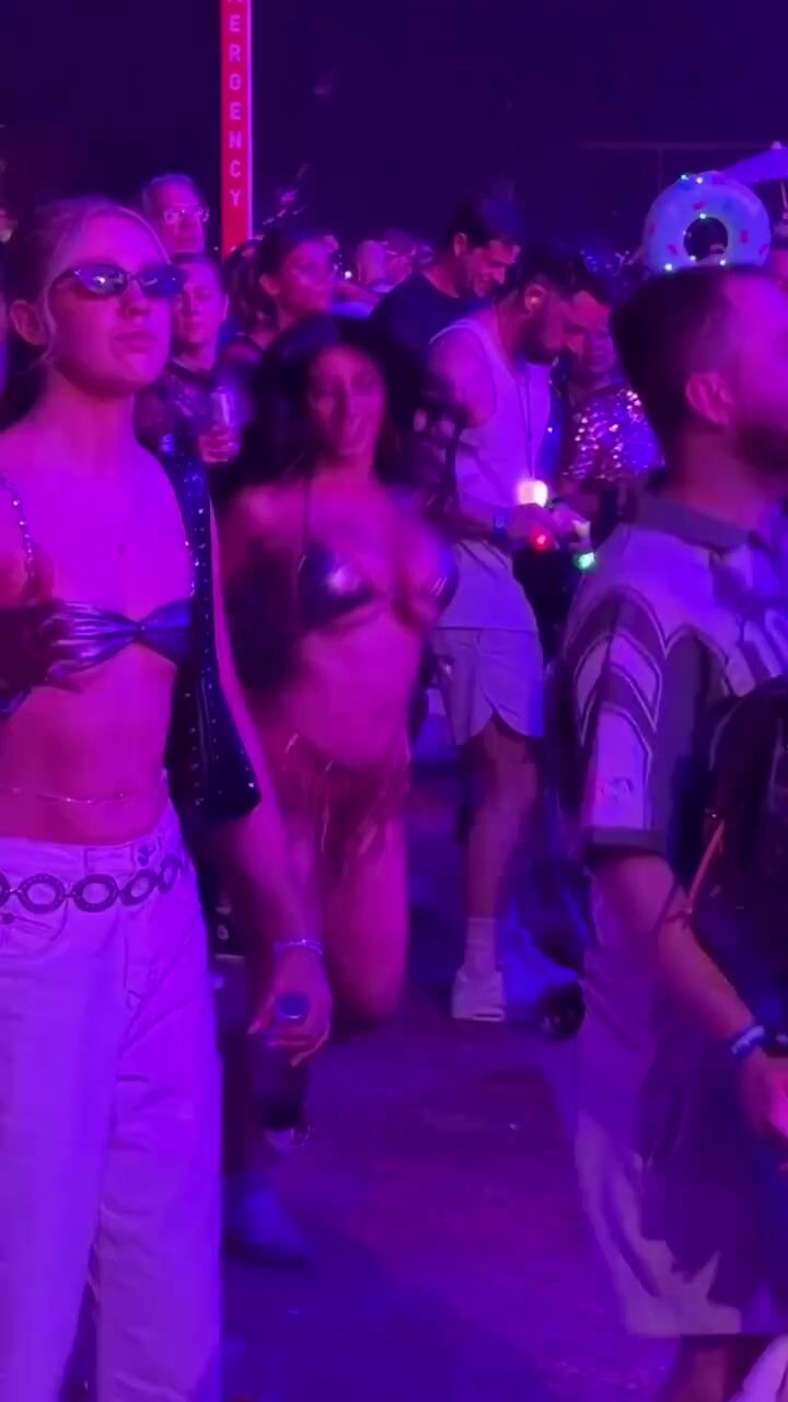 Bufalika Bikini Leaked
