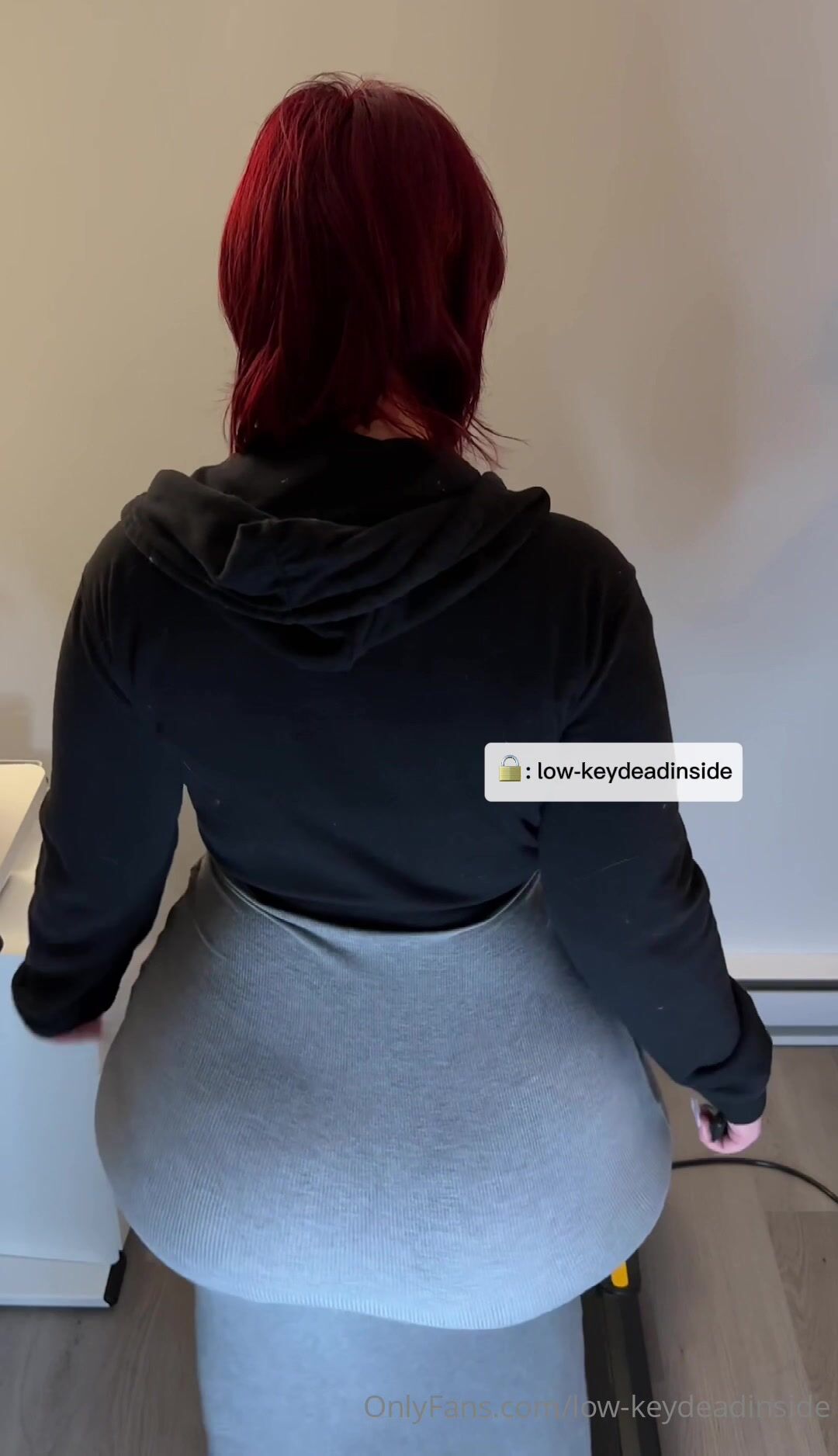 Low-keydeadinside from Behind OnlyFans