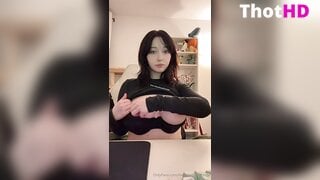 Low-keydeadinside Big Tits and Cleavage NSFW