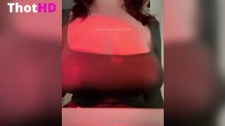Lowkeydeadinside Big Tits Cleavage