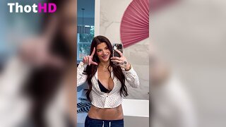 Ari Kytsya Cleavage and Big Tits XXX