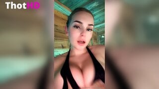 Ema.santi Big Tits Cleavage Clip_001