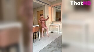 Ema.santi Ass Leak