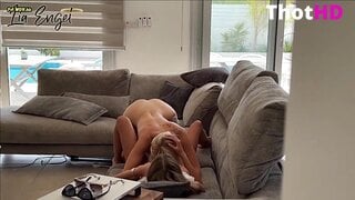 Lia Engel OMG - Freund von Emma FICKT mich während ich es IHR BESORGE