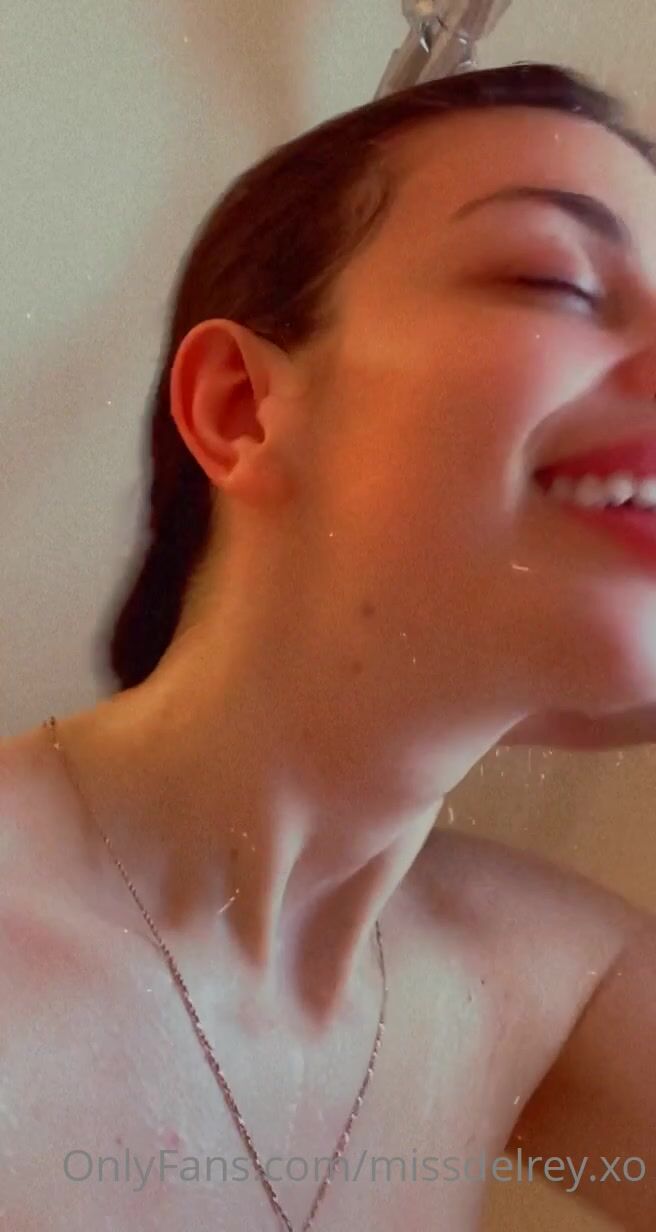 Myla Del Rey Close-Up OnlyFans
