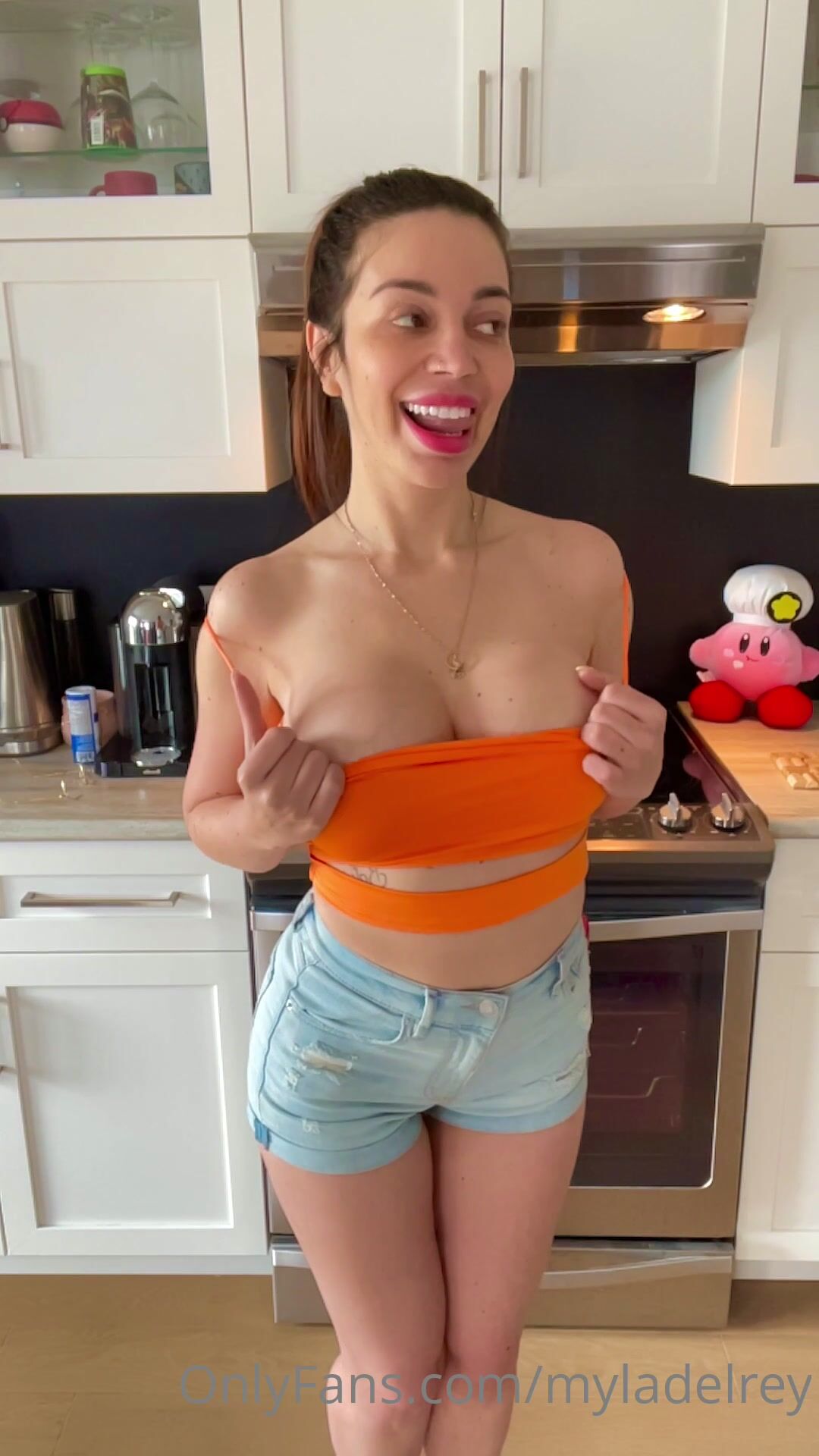 Myla Del Rey Denim Cleavage