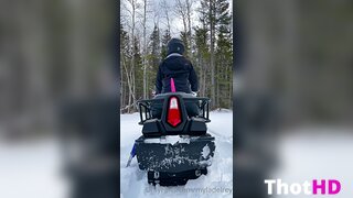Myla Del Rey From Behind Outdoor Clip