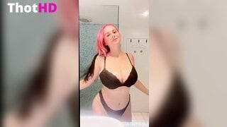 Yellz0 Bathroom Big Tits NSFW