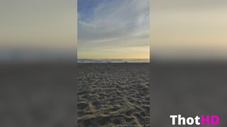Bougie_bb Masturbating Legs Spread Clip