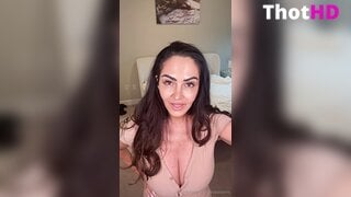 Ava Addams Big Tits Cleavage Leak_001
