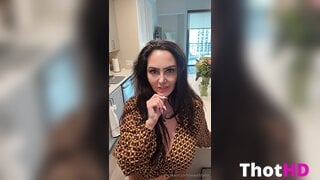 Ava Addams Cleavage NSFW