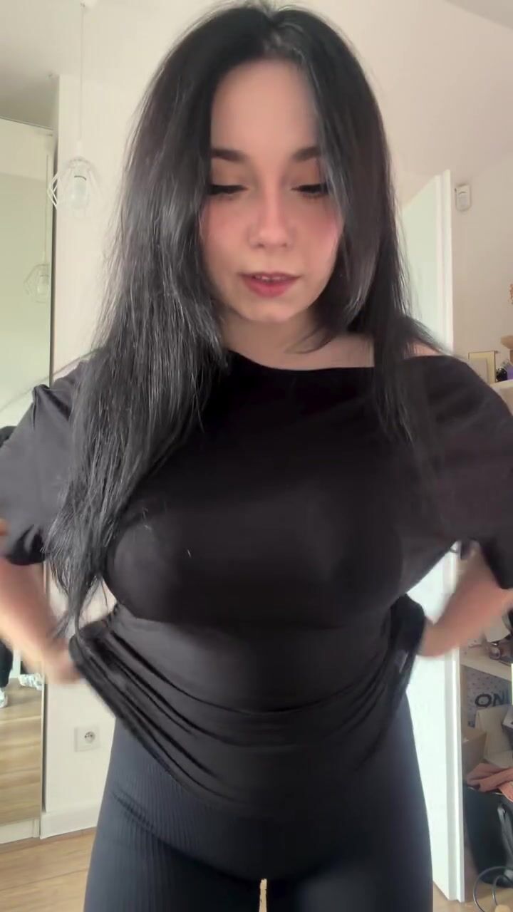 Miniloonaa Solo Clip