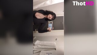Mylittlerobin Big Tits Cleavage Leak