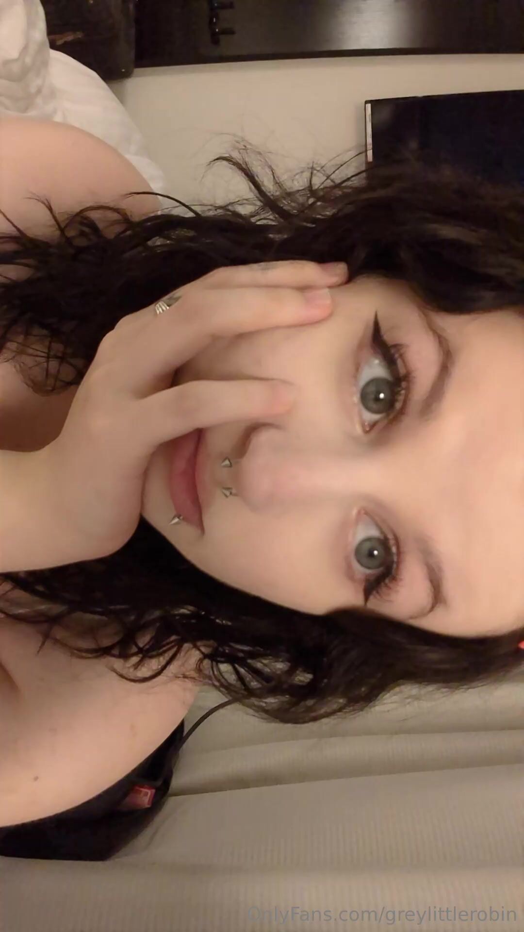 Greylittlerobin Big Tits XXX