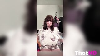 Robin Grey Big Tits on the Couch OnlyFans
