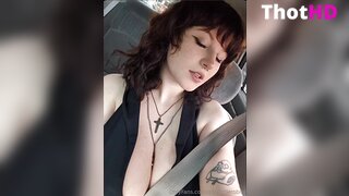Greylittlerobin Big Tits Cleavage Leak