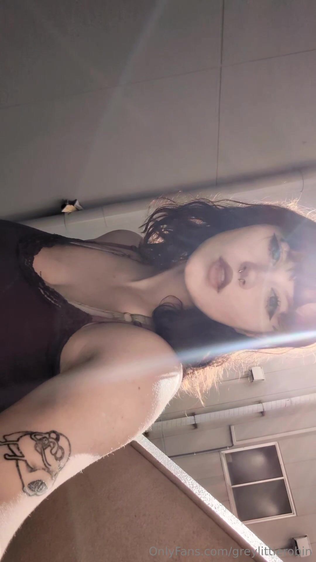 Mylittlerobin Cleavage Video